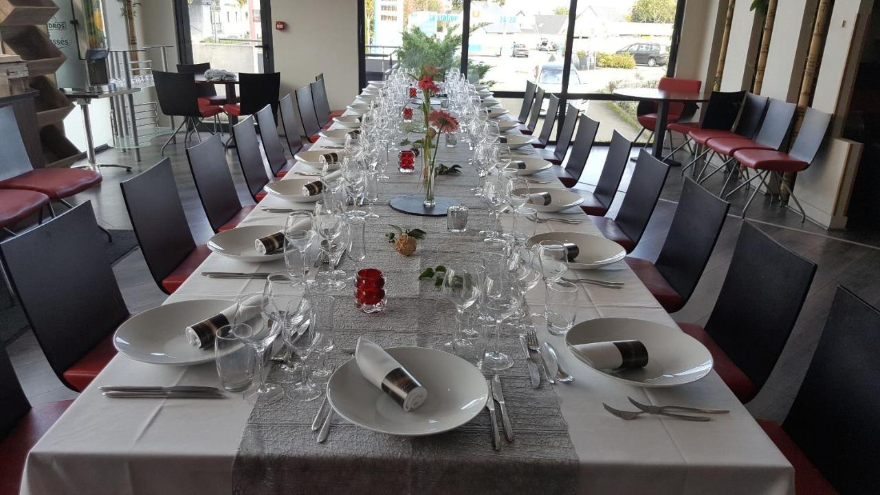 Hotel Hotel De Loire Et Restaurant Les Bateliers Trelaze