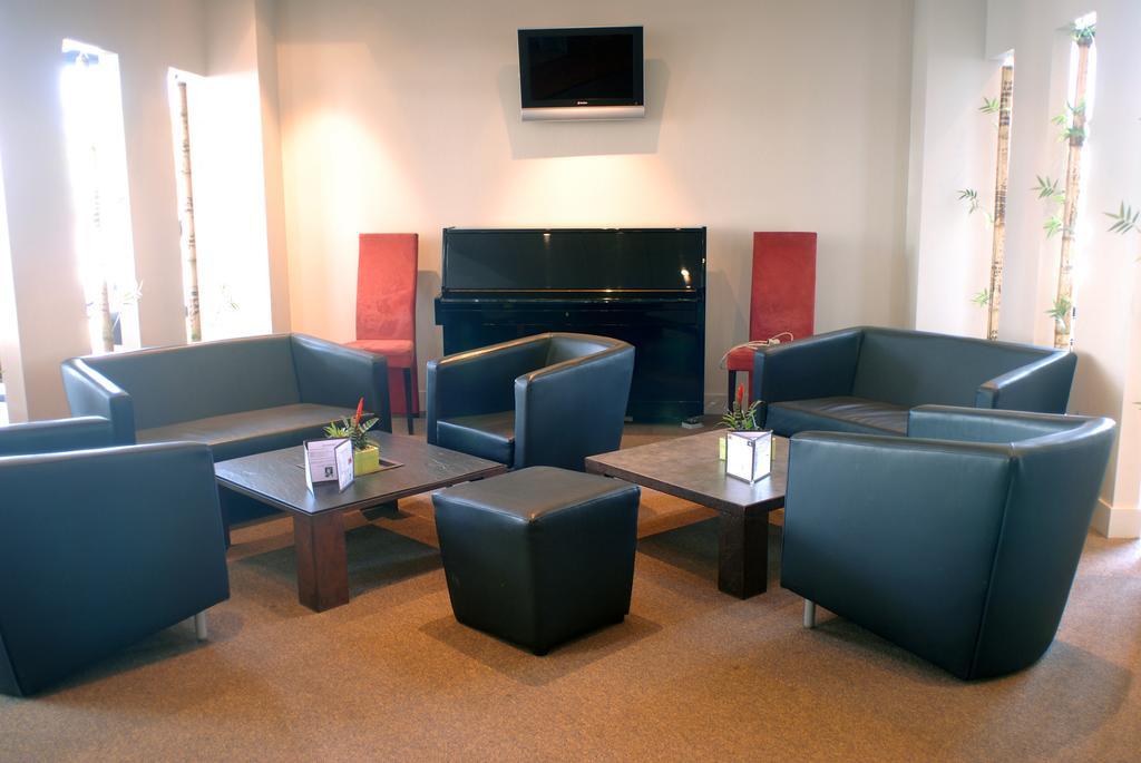 Hotel De Loire Et Restaurant Les Bateliers Hotel 3*